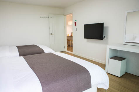 30평별관-방2(온돌1,침대1)+거실+화장실2/조식불포함