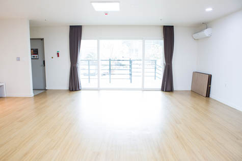 50평별관-방2(온돌)+거실+화장실3/조식불포함