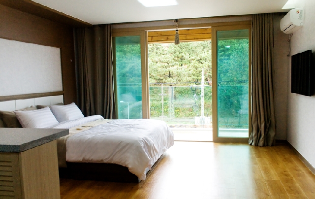 18평 양실(더블)-조식불포함