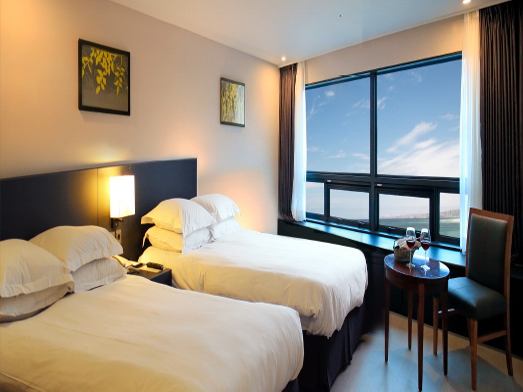 디럭스 패밀리트윈(더블+더블) 조식불포함